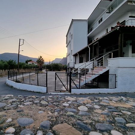 Thassa Beach Apartment No1 Leonídion Zewnętrze zdjęcie